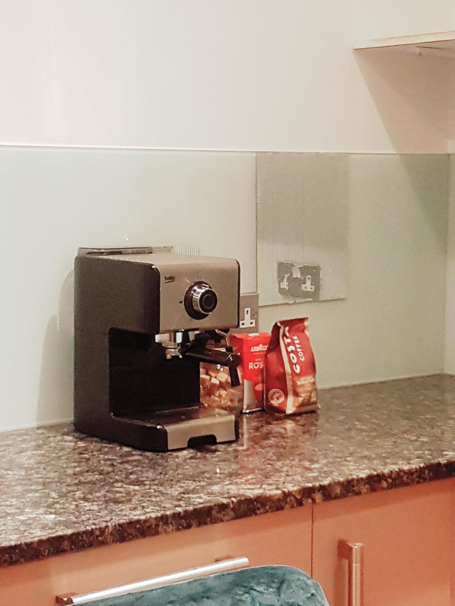 London City View Apartment, Short Walk To Tower Bridge, Free Parking Extérieur photo